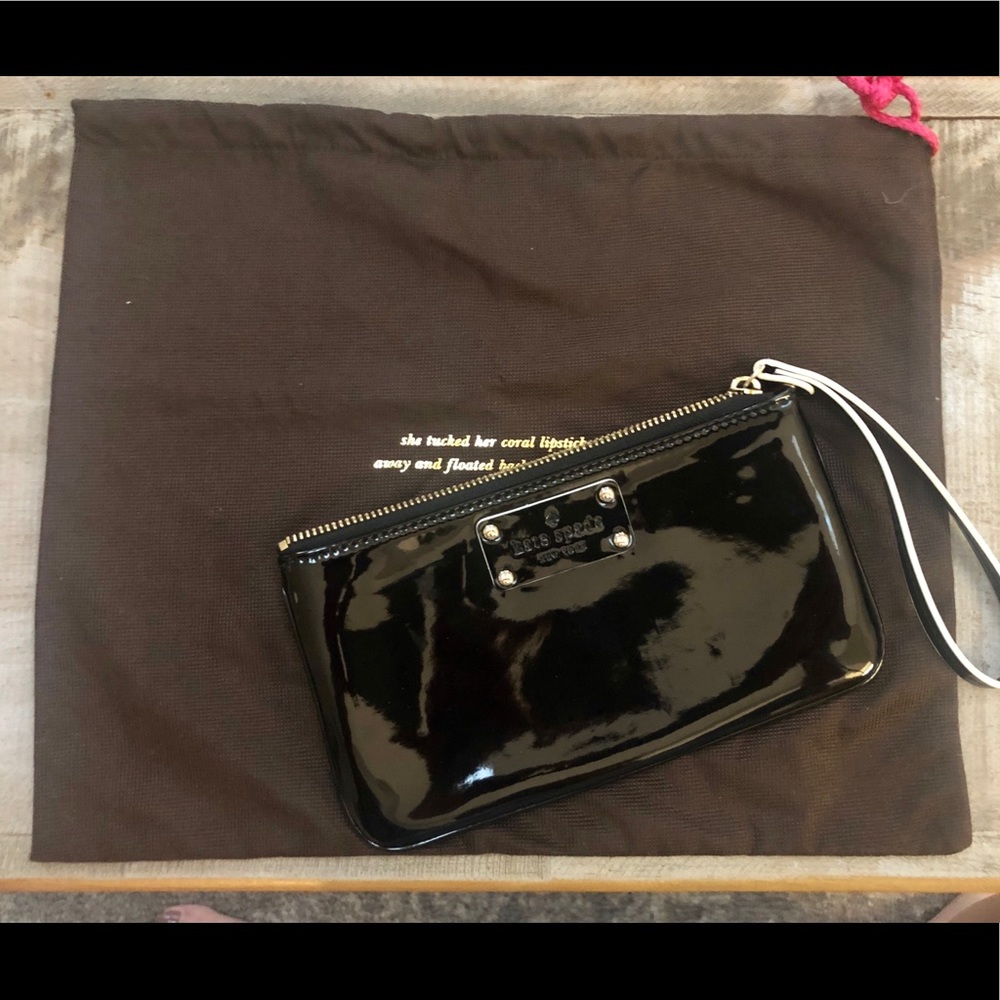 Kate spade black patent leather wristlet